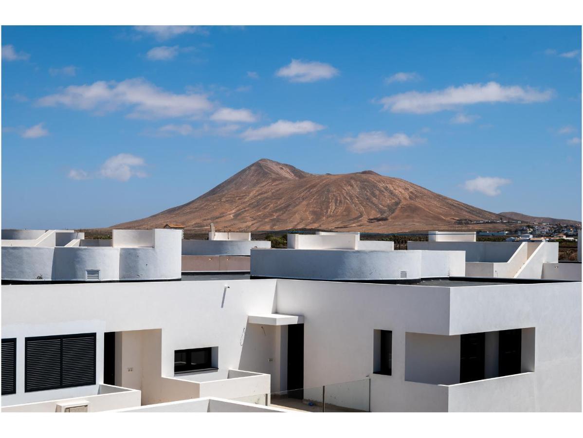 Ftv Holidays Homes Casa Tiare La Oliva Bagian luar foto